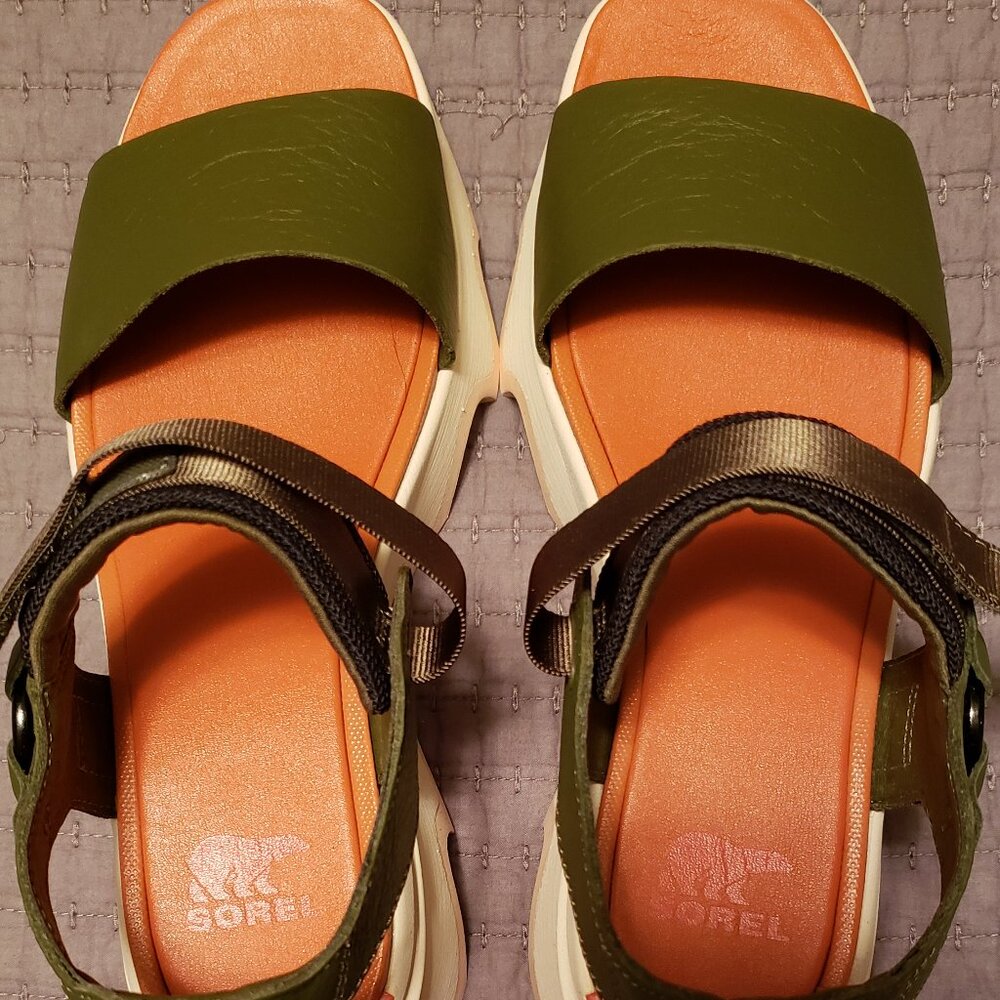 NWOT!!!! Sorel Women's Kinetic Impact Y Strap Sandals